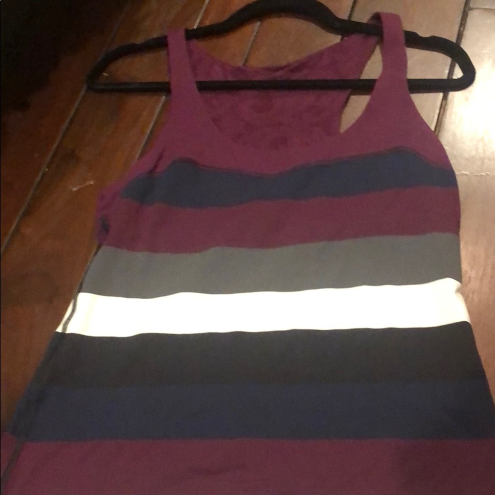 Lululemon top size 8